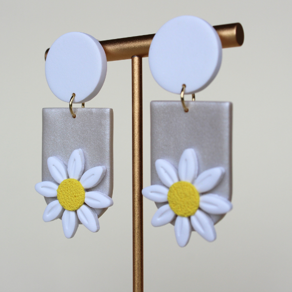 Daisy Reverie Earrings