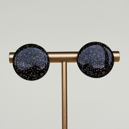 Nyx Studs