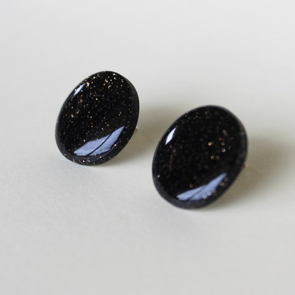 Nyx Studs