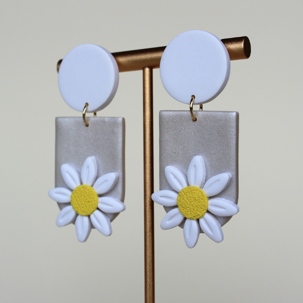 Daisy Reverie Earrings